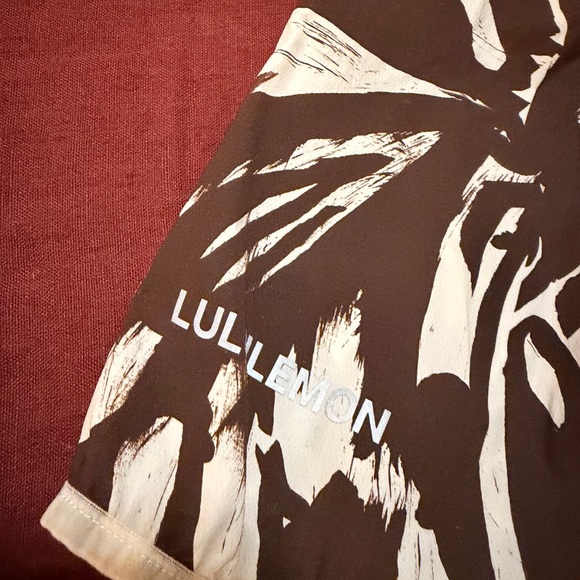 Lululemon Jacket - Picture 4 of 4